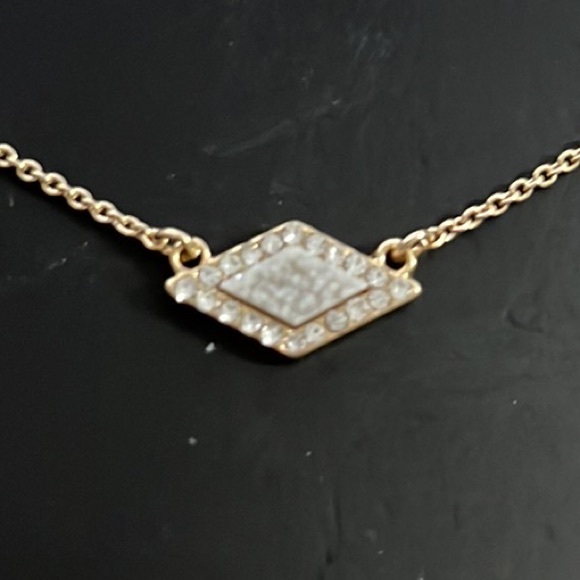 BaubleBar Necklace - Picture 2 of 2